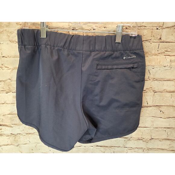 Columbia Womens Shorts Size Small Dark Blue With Pockets - Picture 3 of 3